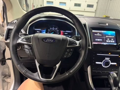 Used 2015 Ford Edge Sport w/ Equipment Group 401A AWD/4WD image 12