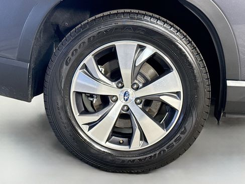 Used 2024 Subaru Ascent Premium w/ Convenience Package image 33