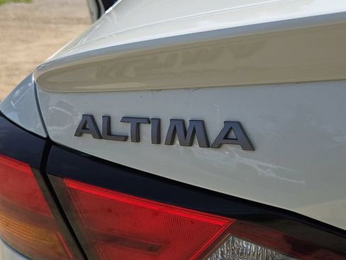 Used 2023 Nissan Altima 2.5 SR w/ SR Premium Package AWD/4WD image 32