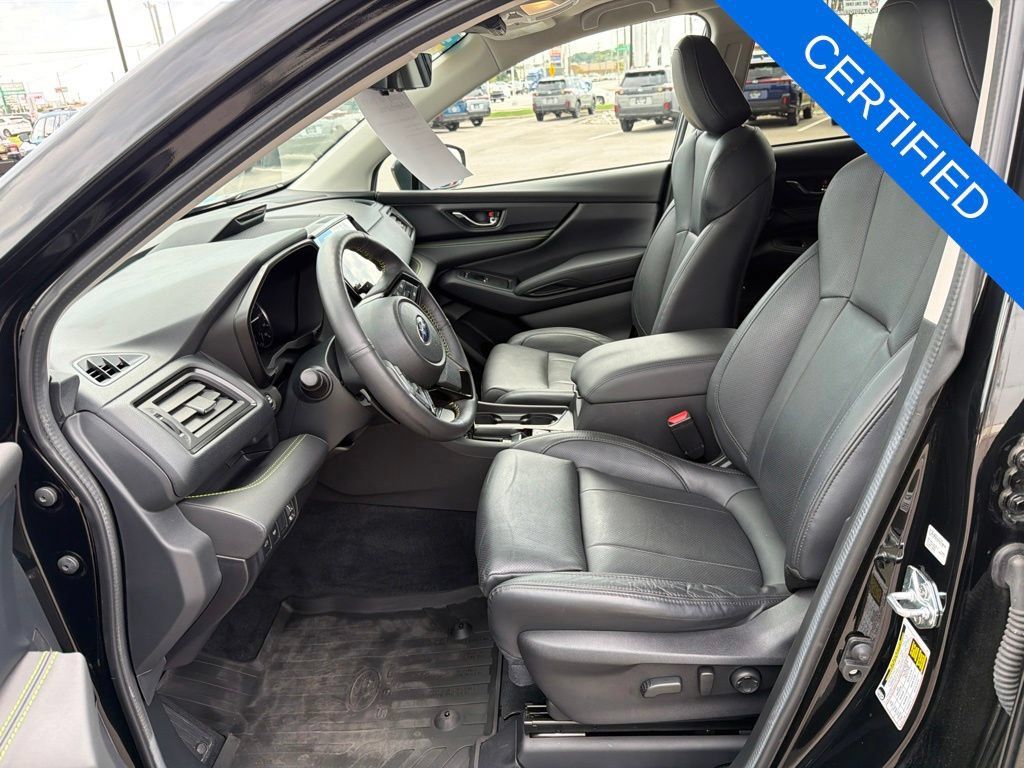 Certified 2025 Subaru Ascent Bronze Edition w/ Onyx Package AWD/4WD image 10