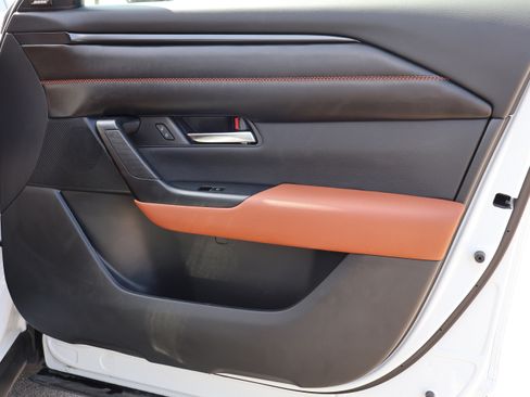 Used 2024 MAZDA CX-50 2.5 Turbo w/ Weather Package image 10