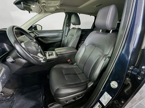 Certified 2024 MAZDA CX-90 3.3 Turbo w/ Preferred Plus AWD/4WD image 29