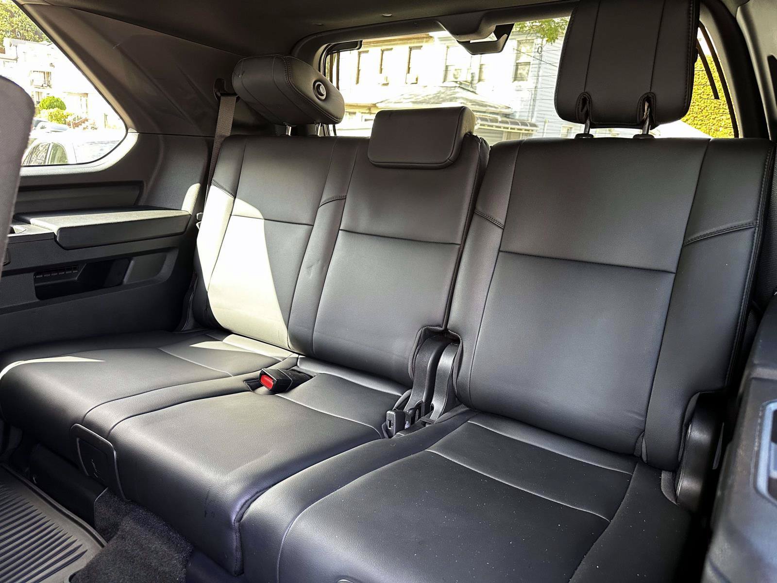 Used 2025 Toyota Sequoia SR5 w/ SR5 Premium Package AWD/4WD image 17