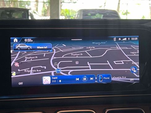 Used 2025 Mercedes-Benz GLE 450e 4MATIC image 18