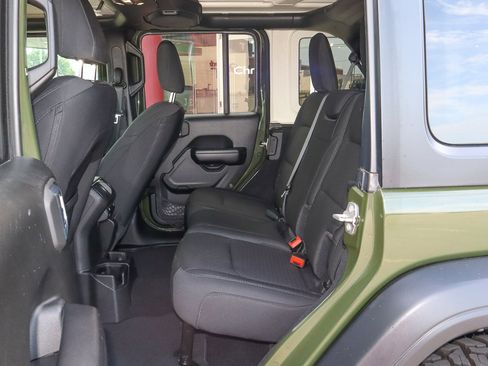 Used 2021 Jeep Wrangler Unlimited Sport image 8