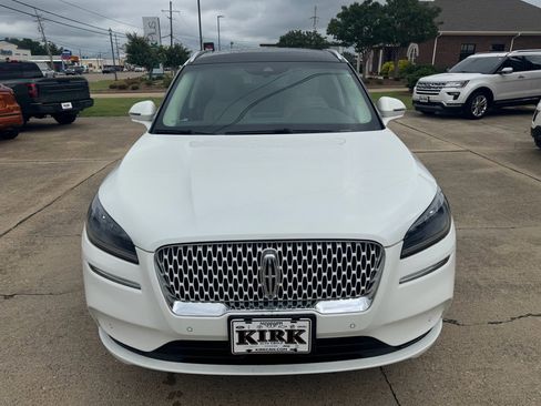 Used 2022 Lincoln Corsair Reserve w/ Equipment Group 201A AWD/4WD image 8
