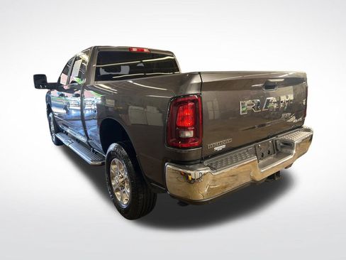 Used 2026 RAM 2500 Big Horn AWD/4WD image 3
