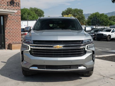 Used 2024 Chevrolet Suburban LS w/ Driver Alert Package AWD/4WD image 2