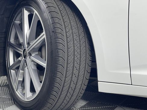 Certified 2025 Audi A6 Premium Plus image 8