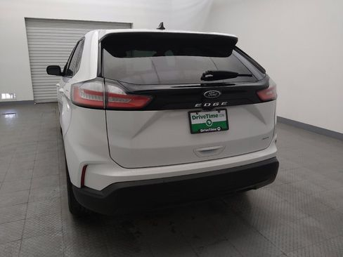 Used 2022 Ford Edge SE image 6