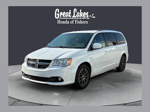 Used 2017 Dodge Grand Caravan SXT FWD image 1