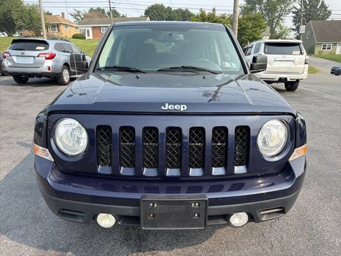 Used 2014 Jeep Patriot Latitude AWD/4WD image 3