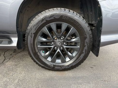 Used 2021 Lexus GX 460 Premium w/ Premium Package image 28