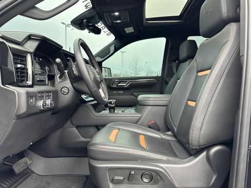 Used 2023 GMC Sierra 1500 AT4 w/ AT4 Premium Package image 17