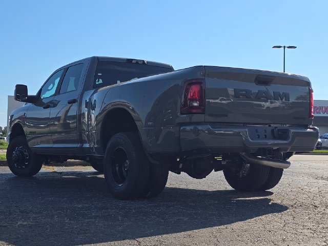 New 2027 RAM 3500 Big Horn AWD/4WD image 14