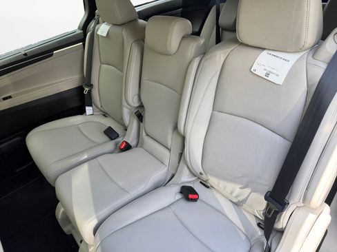 New 2026 Honda Odyssey EX-L image 12