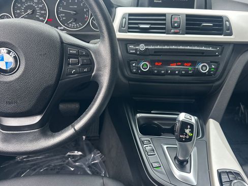 Used 2015 BMW 320i xDrive Sedan image 28