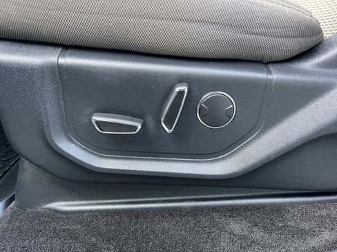 Used 2018 Ford F150 XLT w/ Equipment Group 302A Luxury image 19