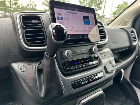 New 2024 RAM ProMaster 2500 w/ Quick Order Package 22H SLT+ image 23