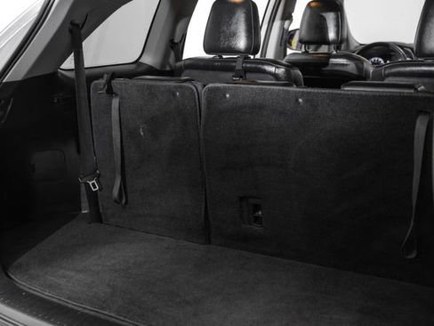 Used 2019 Toyota Highlander XLE image 37