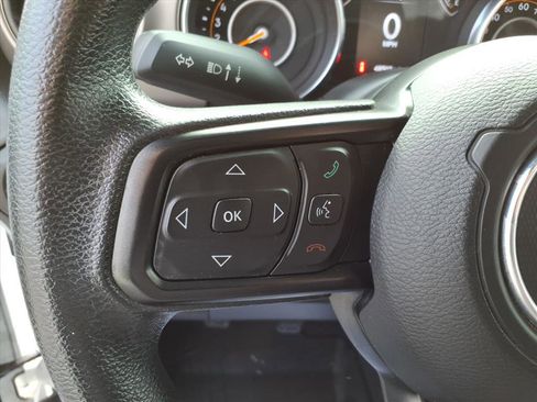 Used 2020 Jeep Wrangler Sport image 15