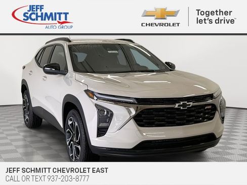 New 2026 Chevrolet Trax RS FWD image 1