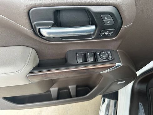 Used 2021 GMC Sierra 1500 SLT w/ SLT Premium Plus Package RWD image 11