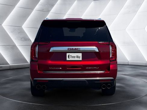 Certified 2024 GMC Yukon Denali w/ Denali Reserve Package AWD/4WD image 4