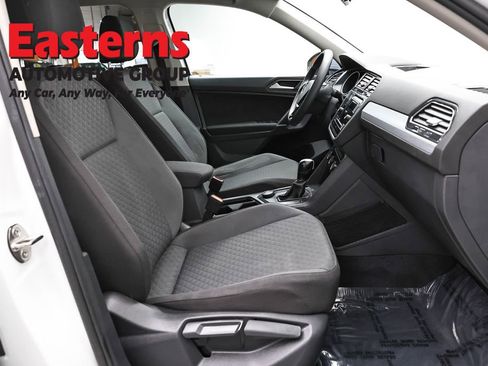 Used 2020 Volkswagen Tiguan S image 24