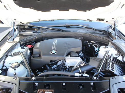 Used 2015 BMW 528i Sedan RWD image 36