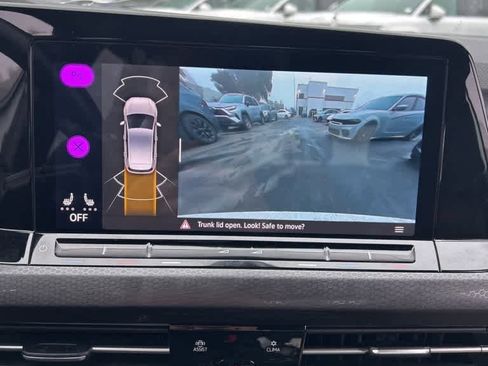 Used 2023 Volkswagen GTI SE image 10