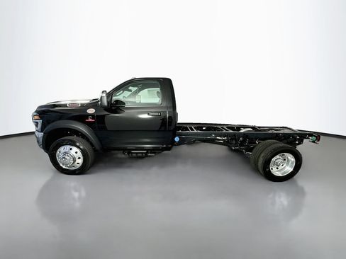 New 2026 RAM 5500 Tradesman w/ Chrome Appearance Group AWD/4WD image 4