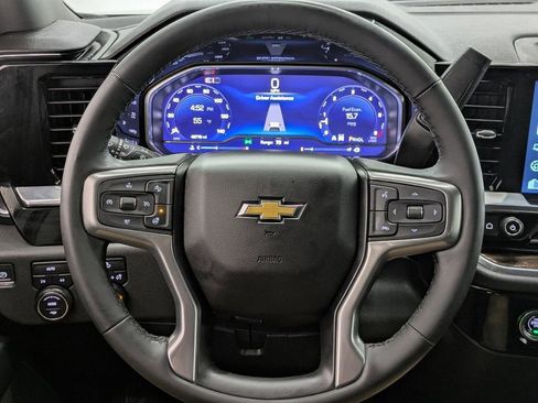 Used 2024 Chevrolet Silverado 1500 LT AWD/4WD image 23