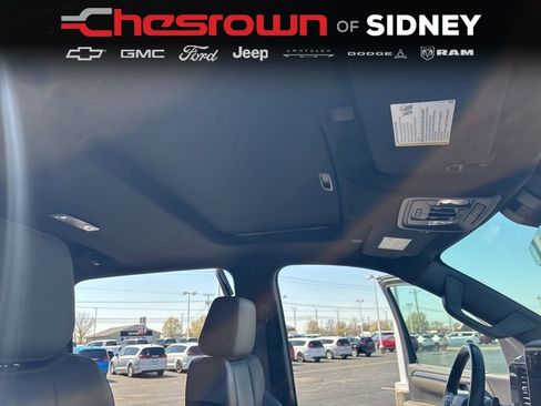 Used 2024 Chevrolet Silverado 1500 ZR2 w/ Technology Package image 39