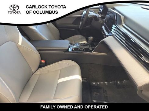 Used 2025 Toyota Camry SE FWD image 20
