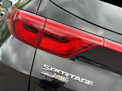 Used 2017 Kia Sportage EX FWD image 24