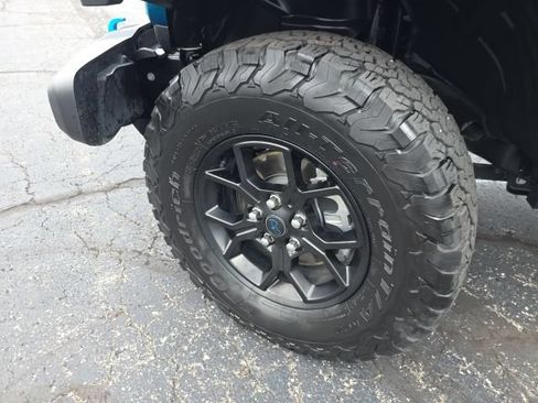 Used 2024 Jeep Wrangler Unlimited AWD/4WD image 45