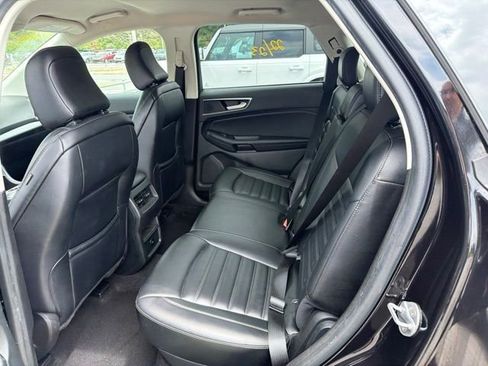 Used 2023 Ford Edge SEL AWD/4WD image 12