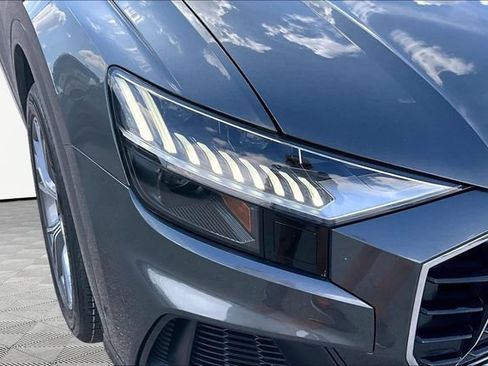 Used 2023 Audi Q8 Premium Plus AWD/4WD image 31