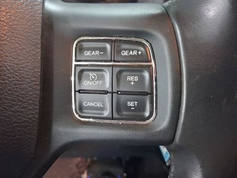 Used 2015 RAM 1500 Big Horn AWD/4WD image 32