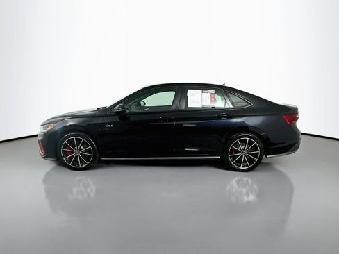 Used 2025 Volkswagen Jetta GLI Autobahn FWD image 5