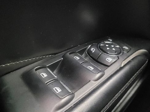 Used 2017 Lincoln MKC Reserve w/ Lincoln MKC Climate Package image 27