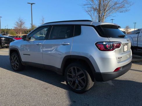 New 2026 Jeep Compass Latitude AWD/4WD image 6