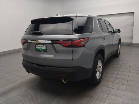 Used 2023 Chevrolet Traverse LS FWD image 9