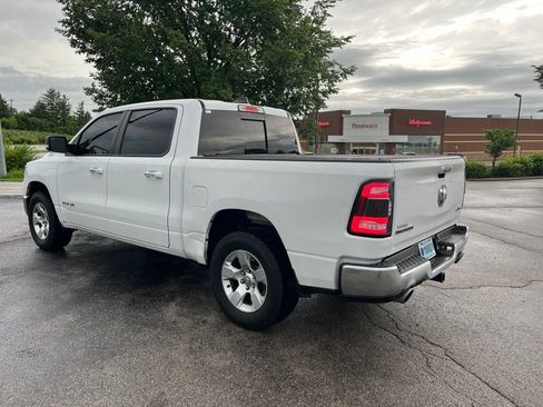 Used 2019 RAM 1500 Big Horn AWD/4WD image 4