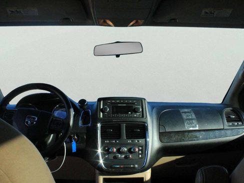 Used 2014 Dodge Grand Caravan SE w/ Quick Order Package 29E SE image 8