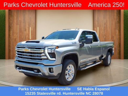 Certified 2024 Chevrolet Silverado 3500 High Country w/ High Country Premium Package AWD/4WD image 28