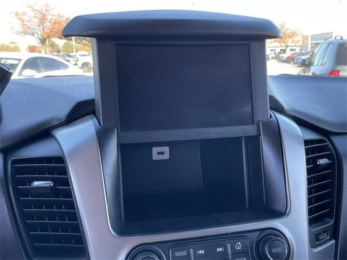 Used 2017 Chevrolet Tahoe LT w/ Luxury Package image 17