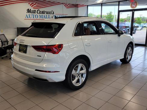 Used 2022 Audi Q3 2.0T Premium w/ Convenience Package AWD/4WD image 4