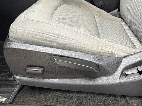 Used 2018 Chevrolet Colorado LT AWD/4WD image 14